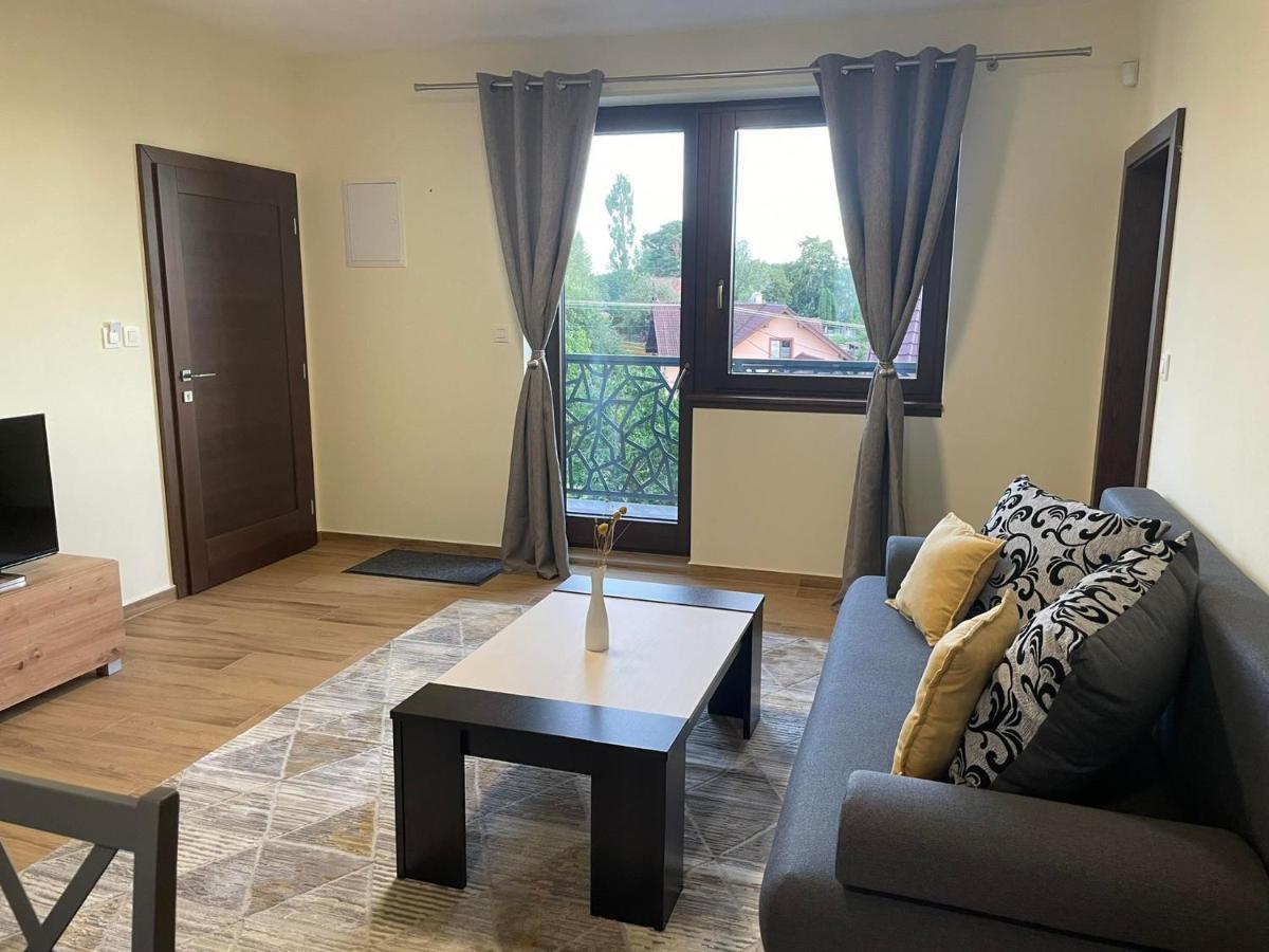 Apartmany Zaky Vrbov Eksteriør billede