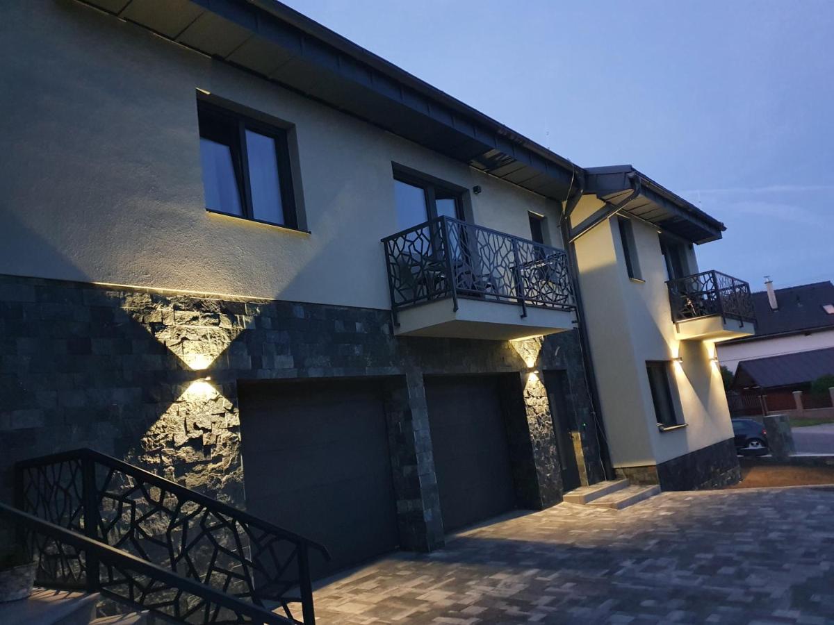 Apartmany Zaky Vrbov Eksteriør billede